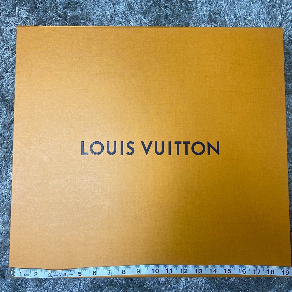 Louis Vuitton Box - Picture 3 of 6